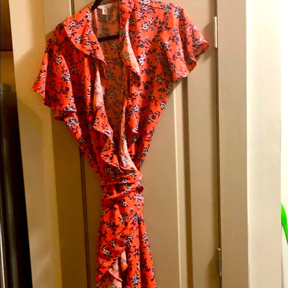 Beautiful springtime dress for any señorita looking to spice up the season 🌞